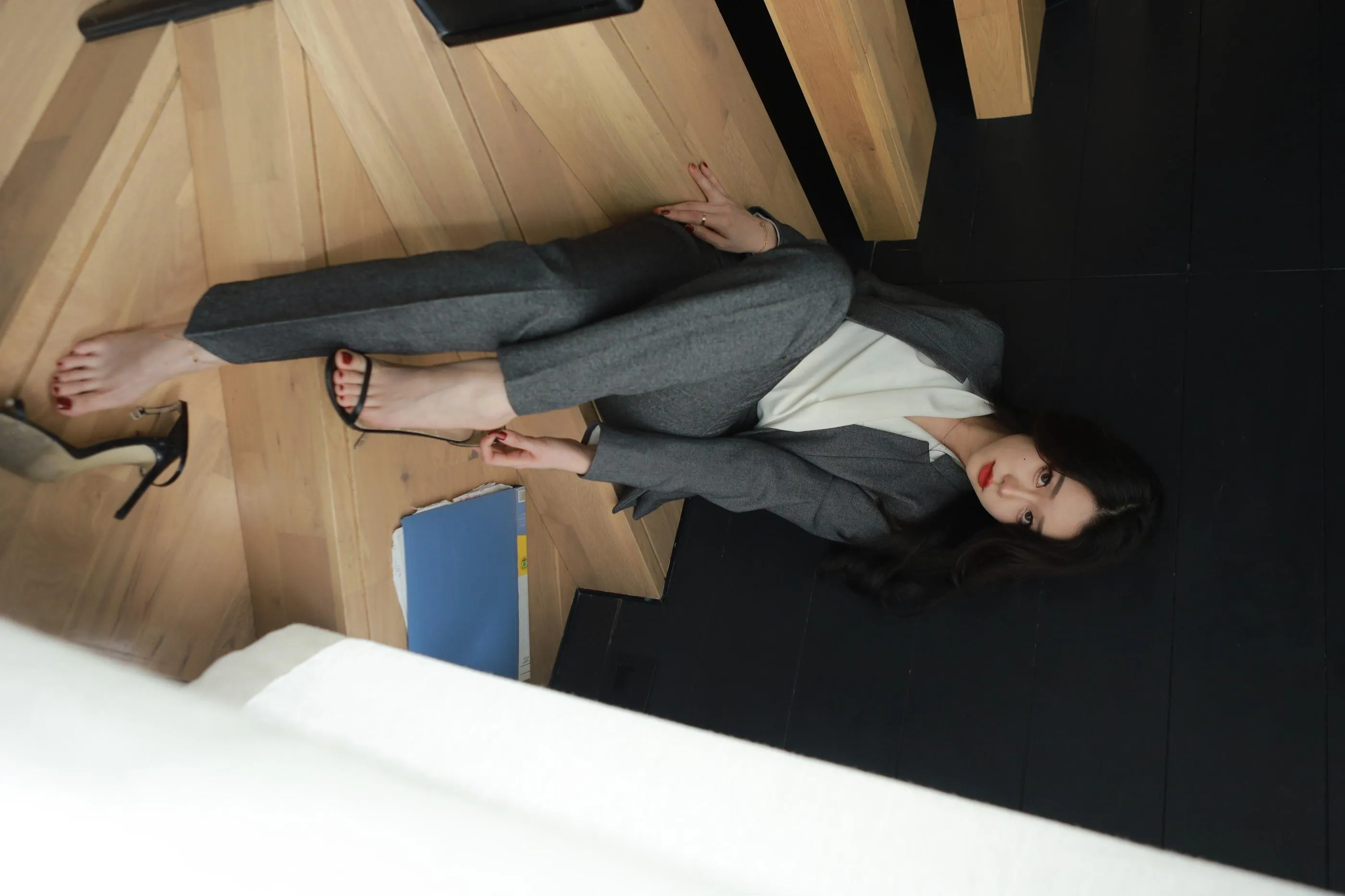 Sia不吃鱼 – NO.009 看过的都知道爽 [99P]插图1